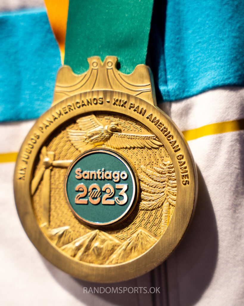 leones de oro 28